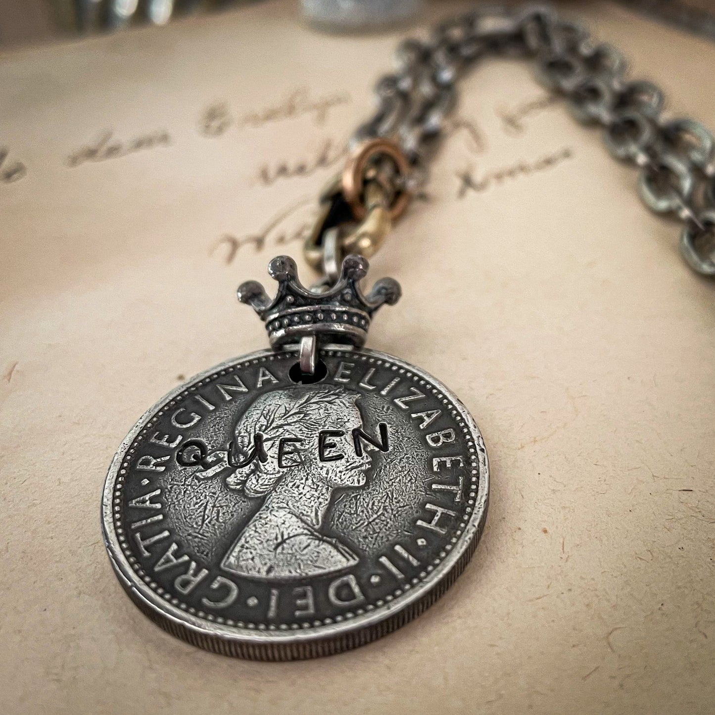 Little Queen Necklace