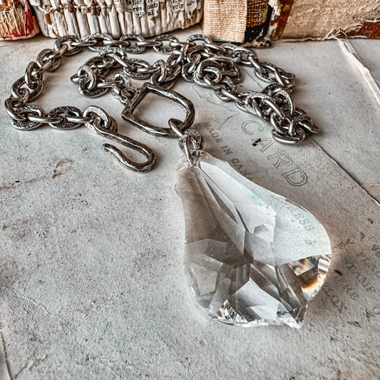 Clearly Chic Necklace