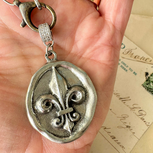 Paris Nights Necklace