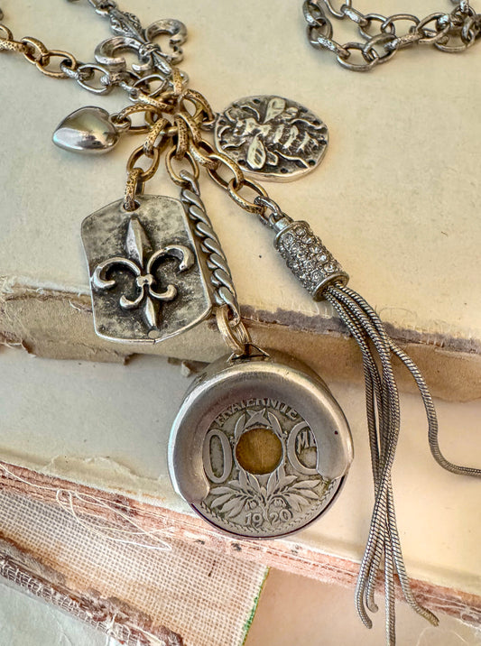 The Art Of Collecting Necklace