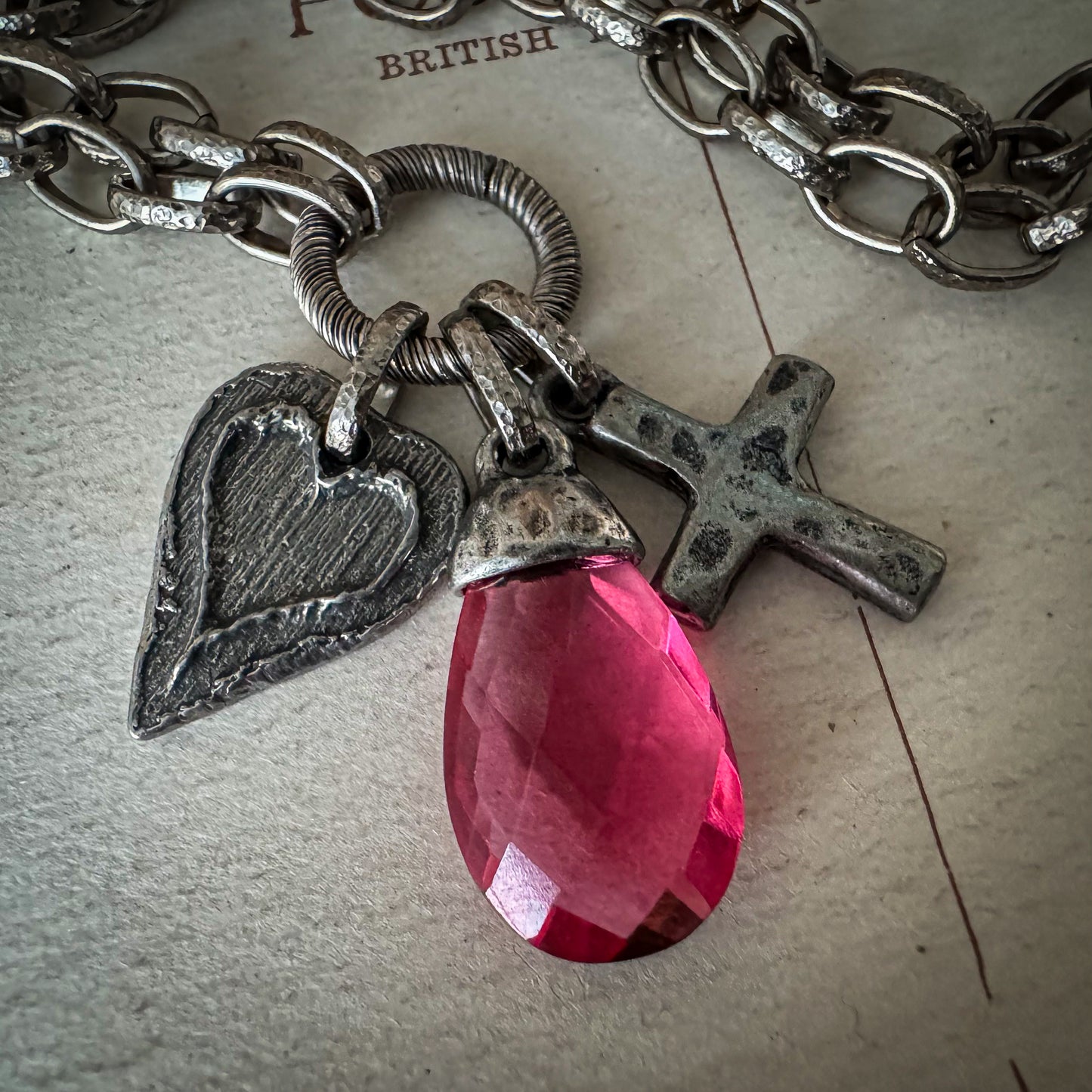 Gathered Close Necklace