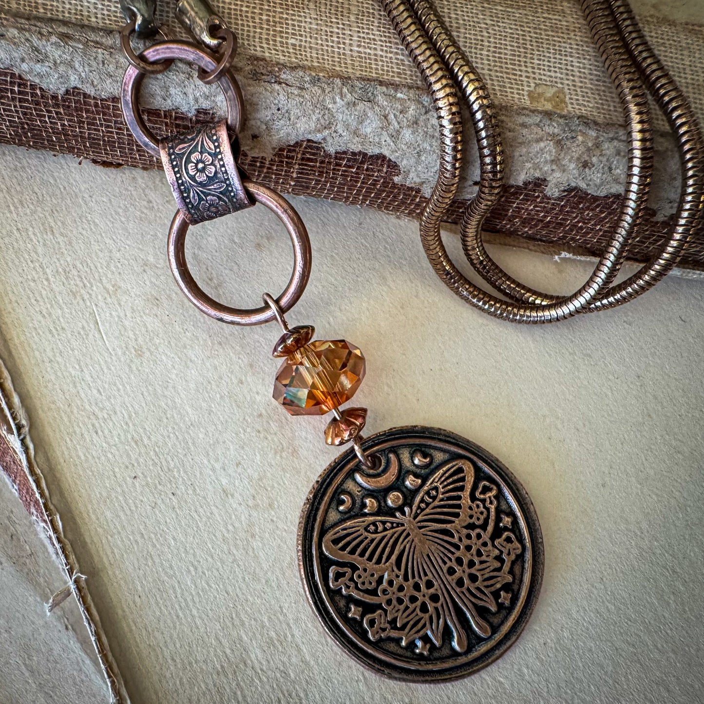 Luna Necklace