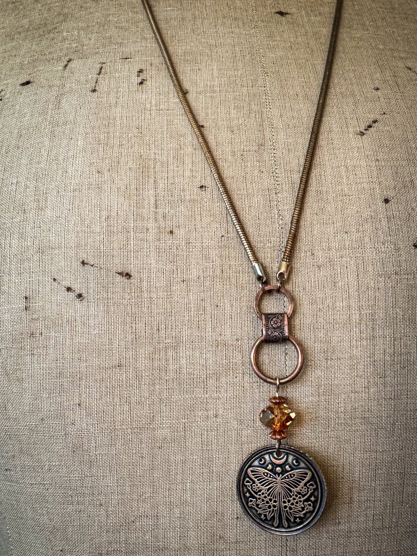 Luna Necklace