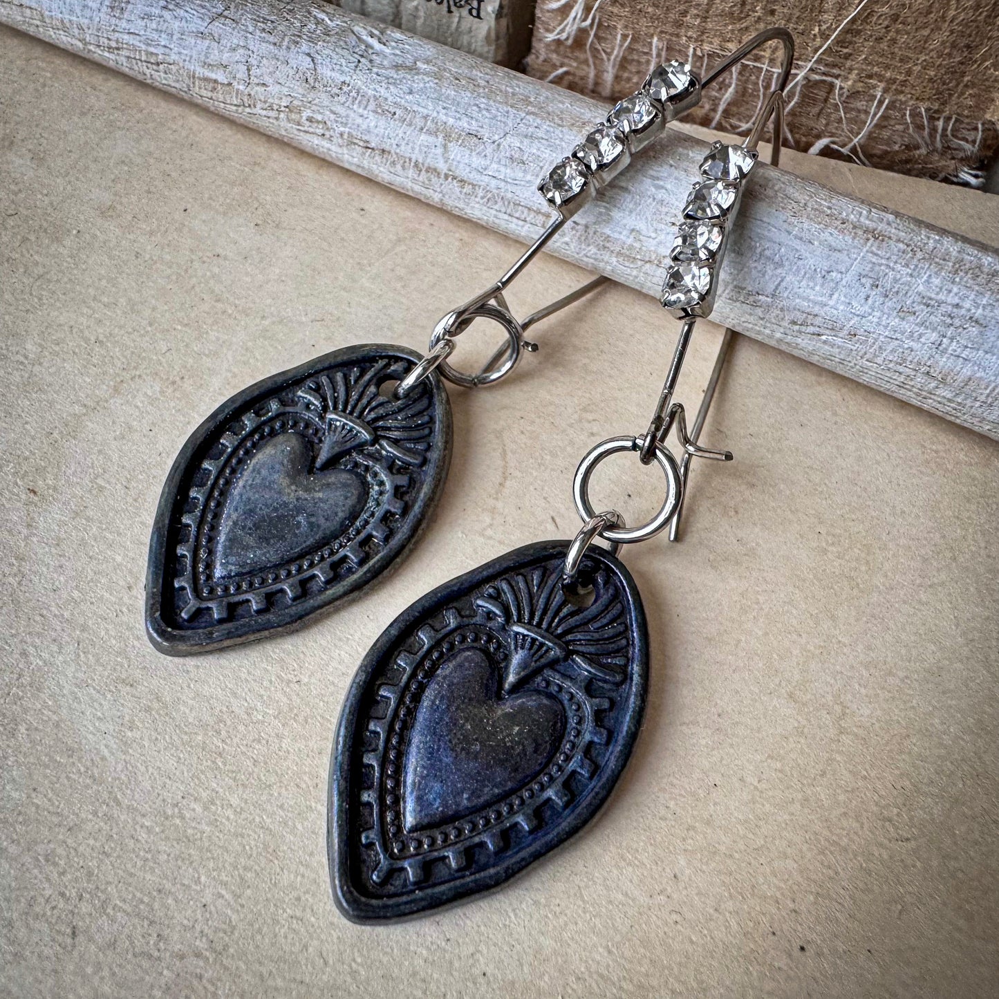 Glam Hearts Earrings