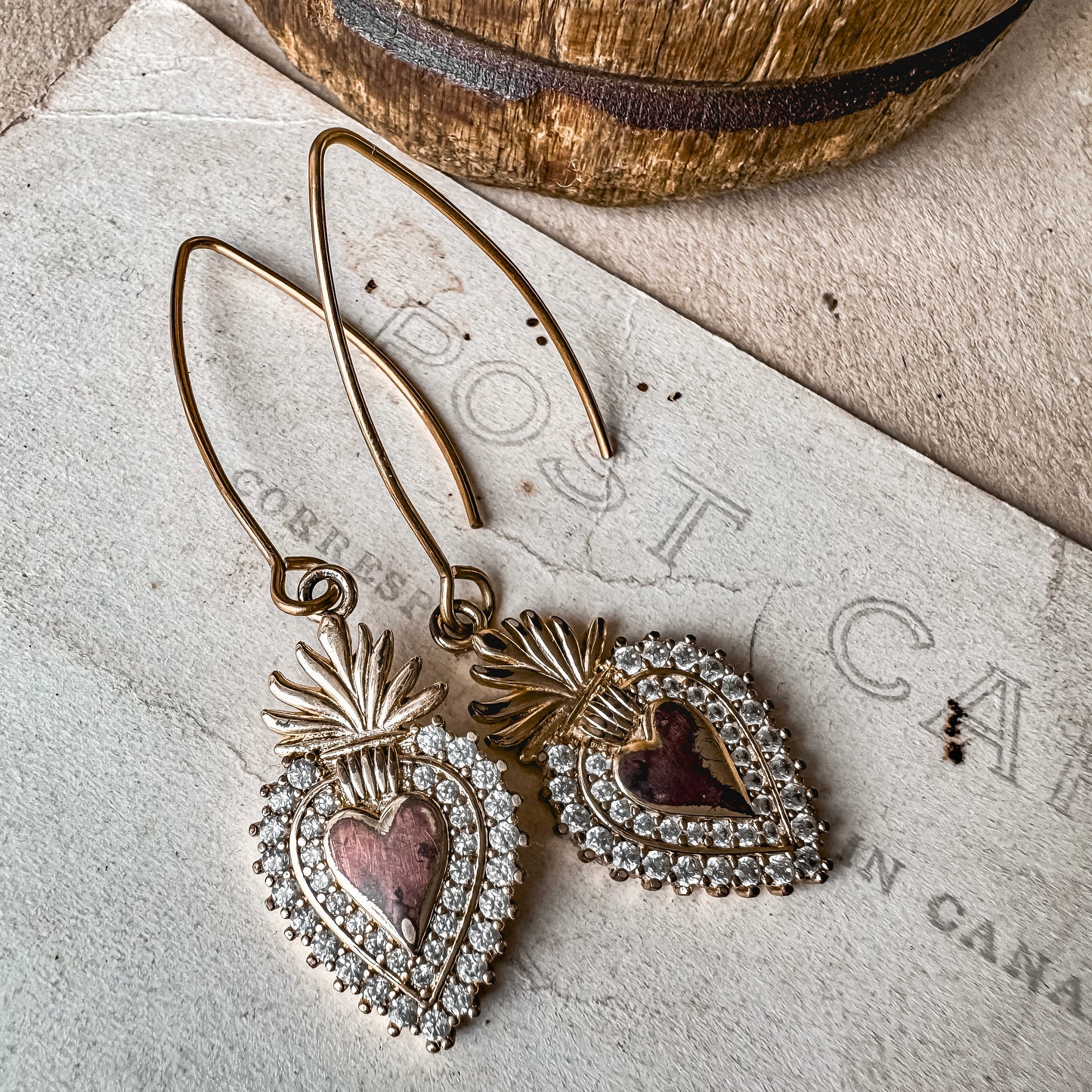 Vintage Kiss Earrings