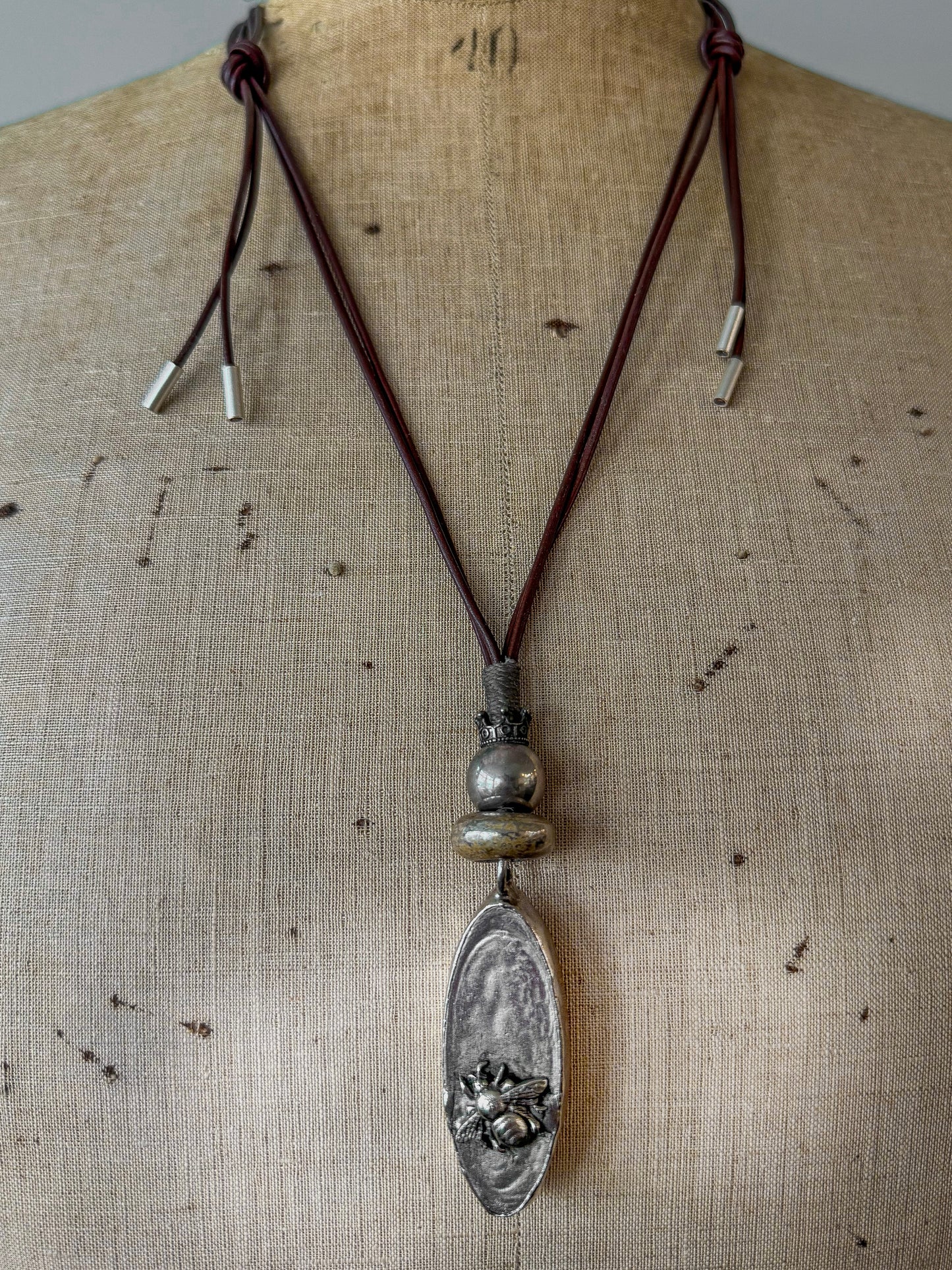Sovereign Bee Necklace