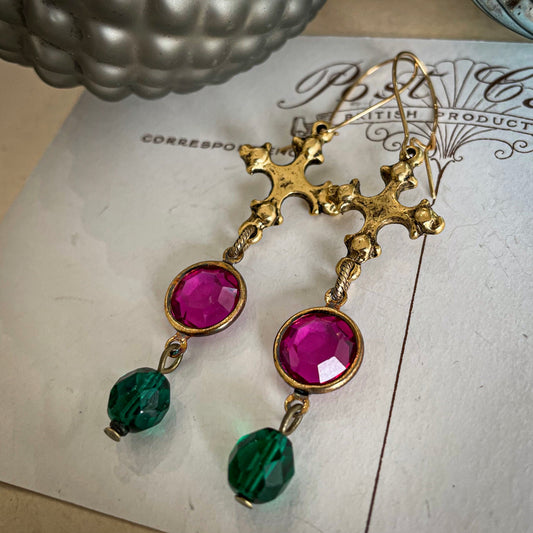 Fancy Free Earring