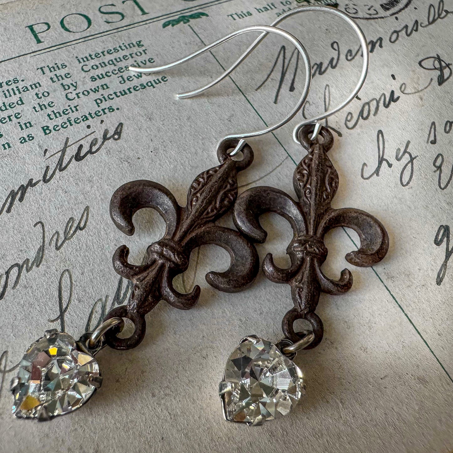 Heart Of the Fleur Earrings